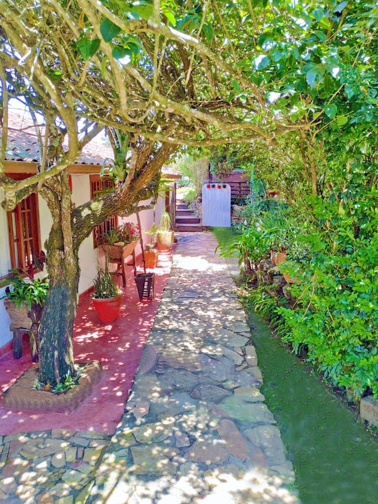 Pousada Kokopelli Lavras Novas Bagian luar foto