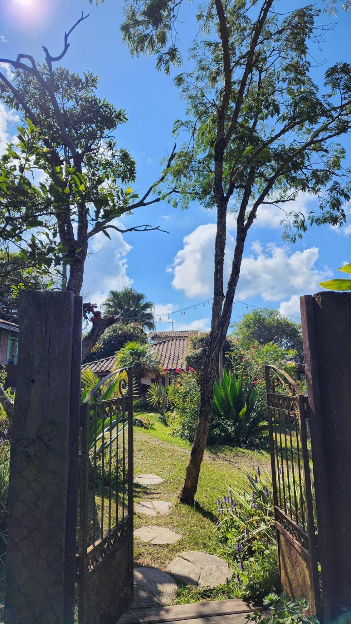Pousada Kokopelli Lavras Novas Bagian luar foto